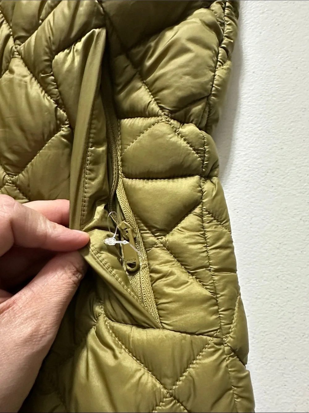 Athleta Quilted Puffer Vest in Olive Green - Picture 5 of 7